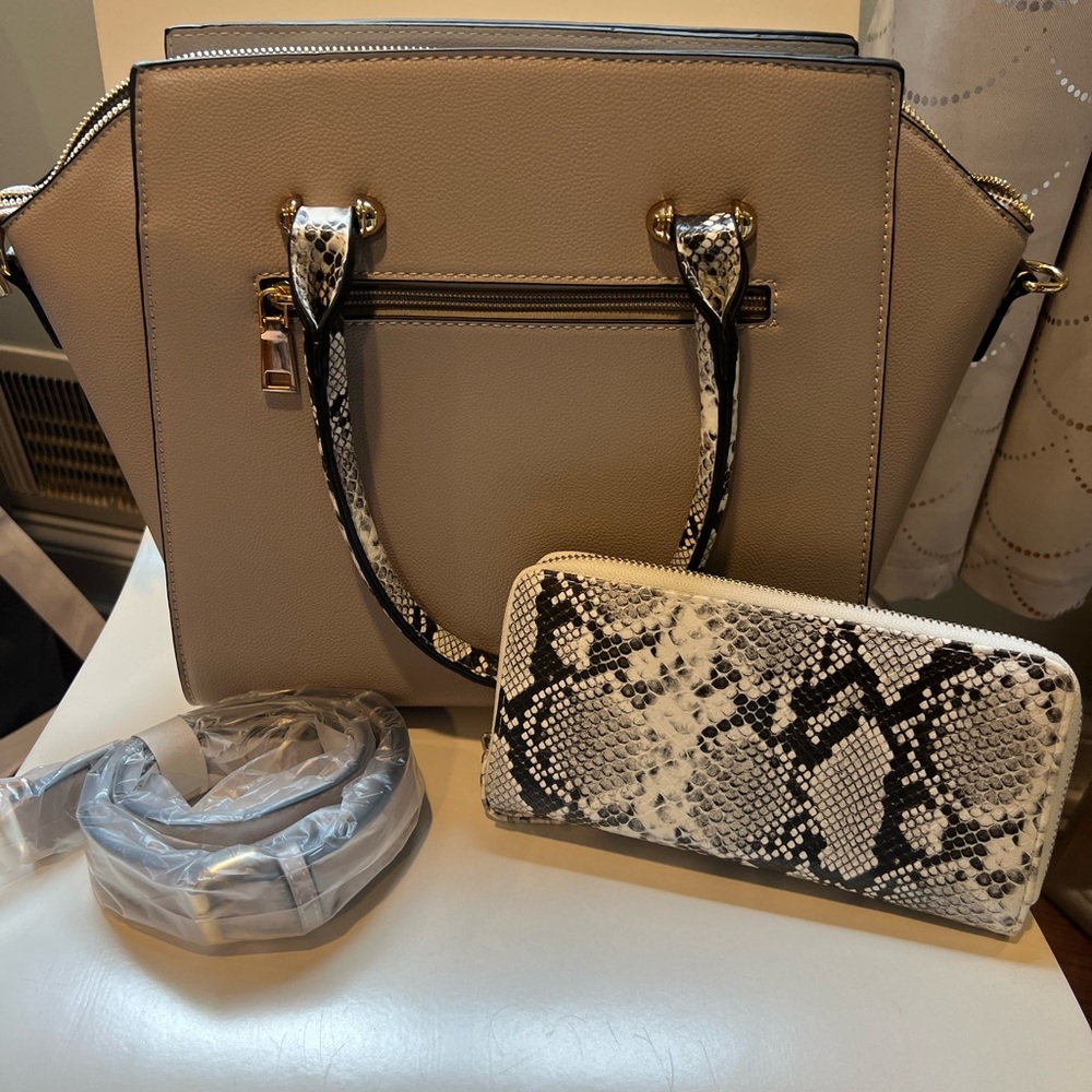 Snakeskin Crossbody Satchel Handbag and Wallet